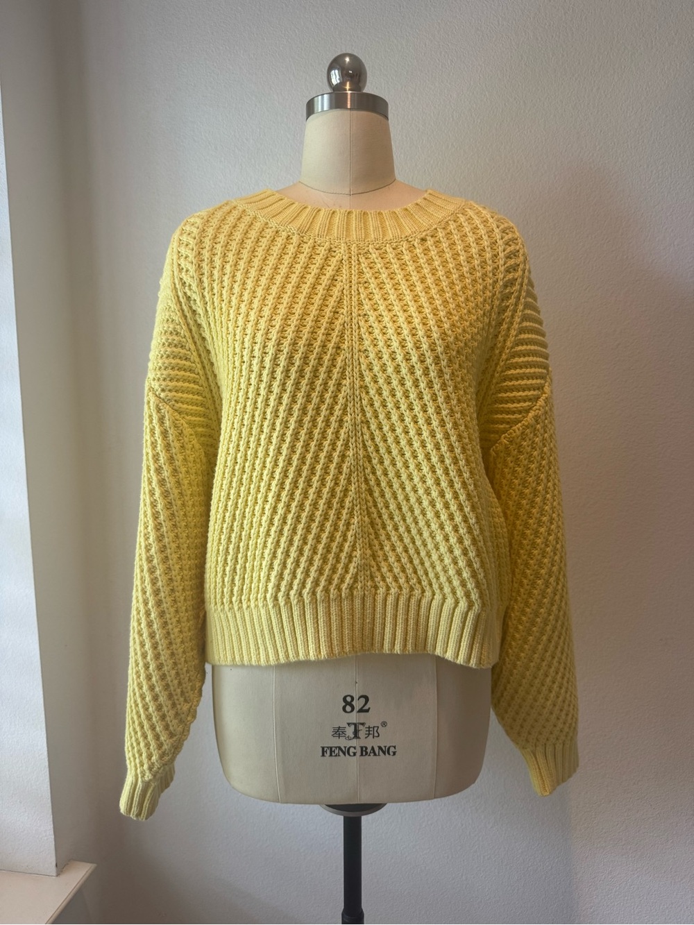 H&M Yellow Textured chunky Knit Women's Sweater M